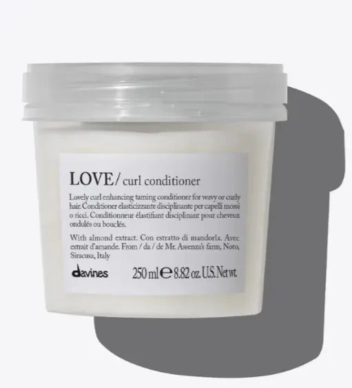 Essential Haircare: Love Curl Conditioner