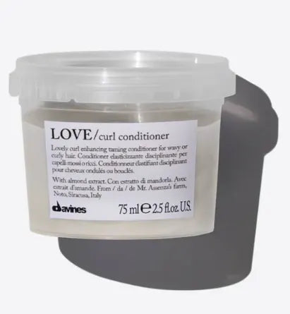 Essential Haircare: Love Curl Conditioner